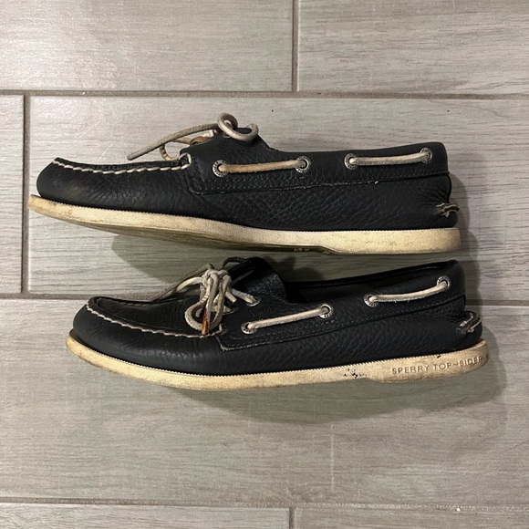 Sperry navy blue boat shoes in sz. 7.5M - Picture 2 of 8